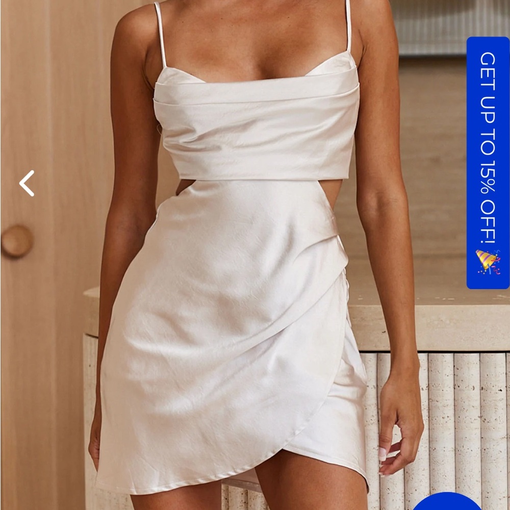 SHAKEN NOT STIRRED CUT-OUT WAIST PLEAT DETAIL MINI DRESS CHAMPAGNE